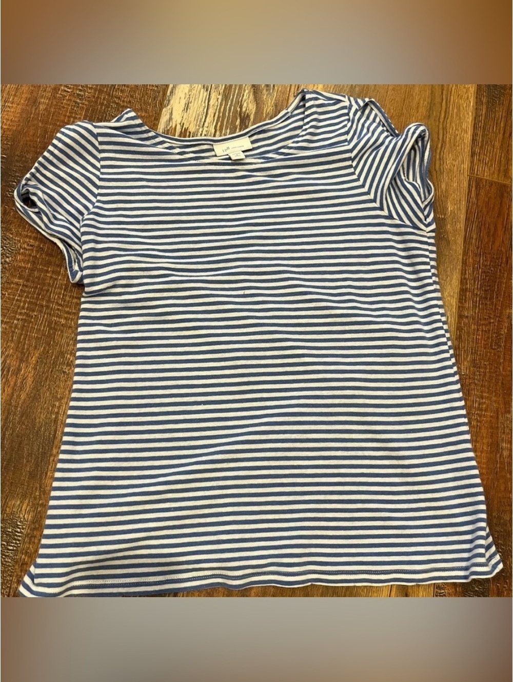 J Jill Striped T-Shirt, Size petite Small, Blue & White with shoulder detail